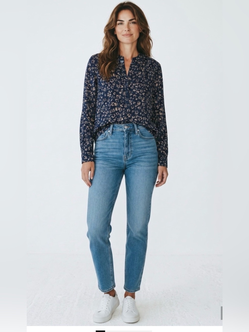 Gap Navy Blue Button-Down Shirt with White Floral Print Size Small